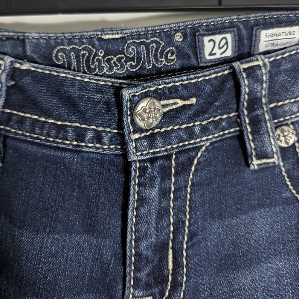 Miss Me Women's Bling Y2K Signature Straight Jeans Size 29 - Picture 6 of 9
